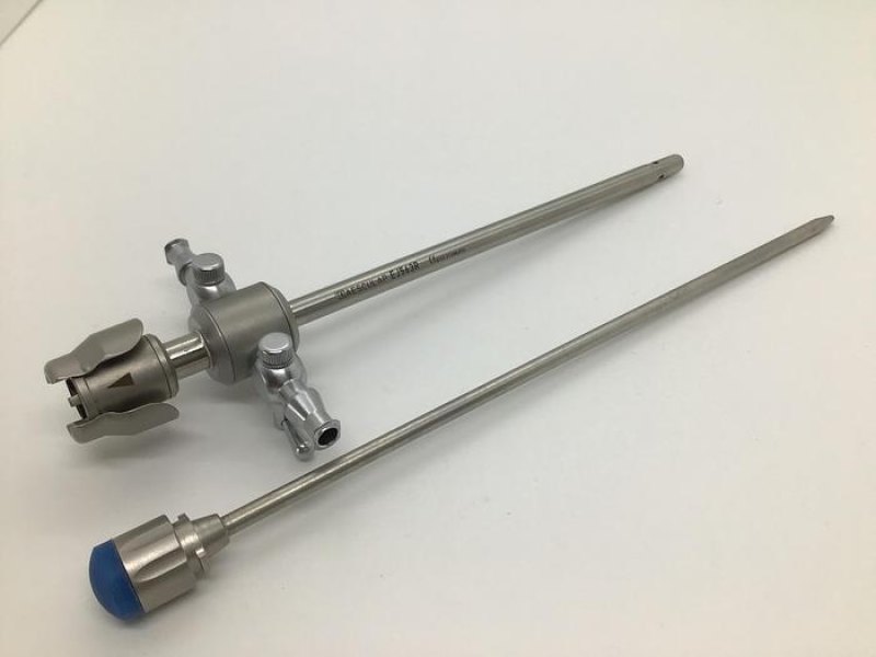 Trocar and Sheath 4mm Diameter Valve with Two Luer Lock Stopcock by 200mm AESCULAP EJ563R