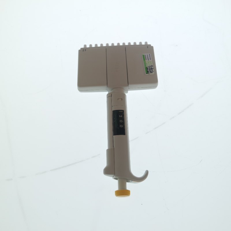 Multichannel pipette, Labsystems D18836, 12 channels, 50-300µl
