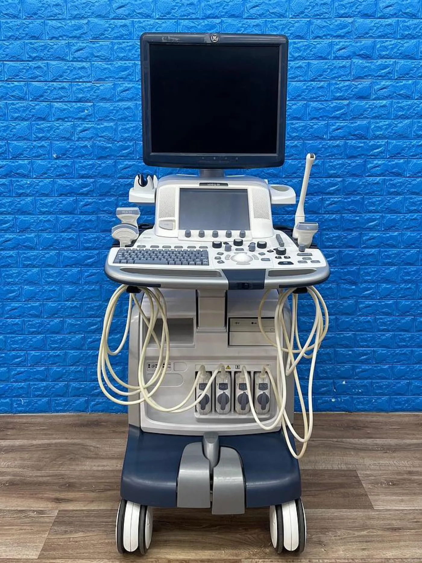 GE Logiq E9 YOM: 2014 With 4 Probes. - 1