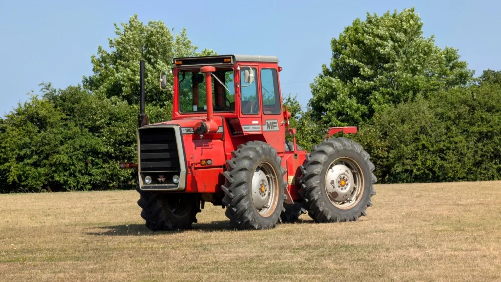 1981 Massey Ferguson 1250