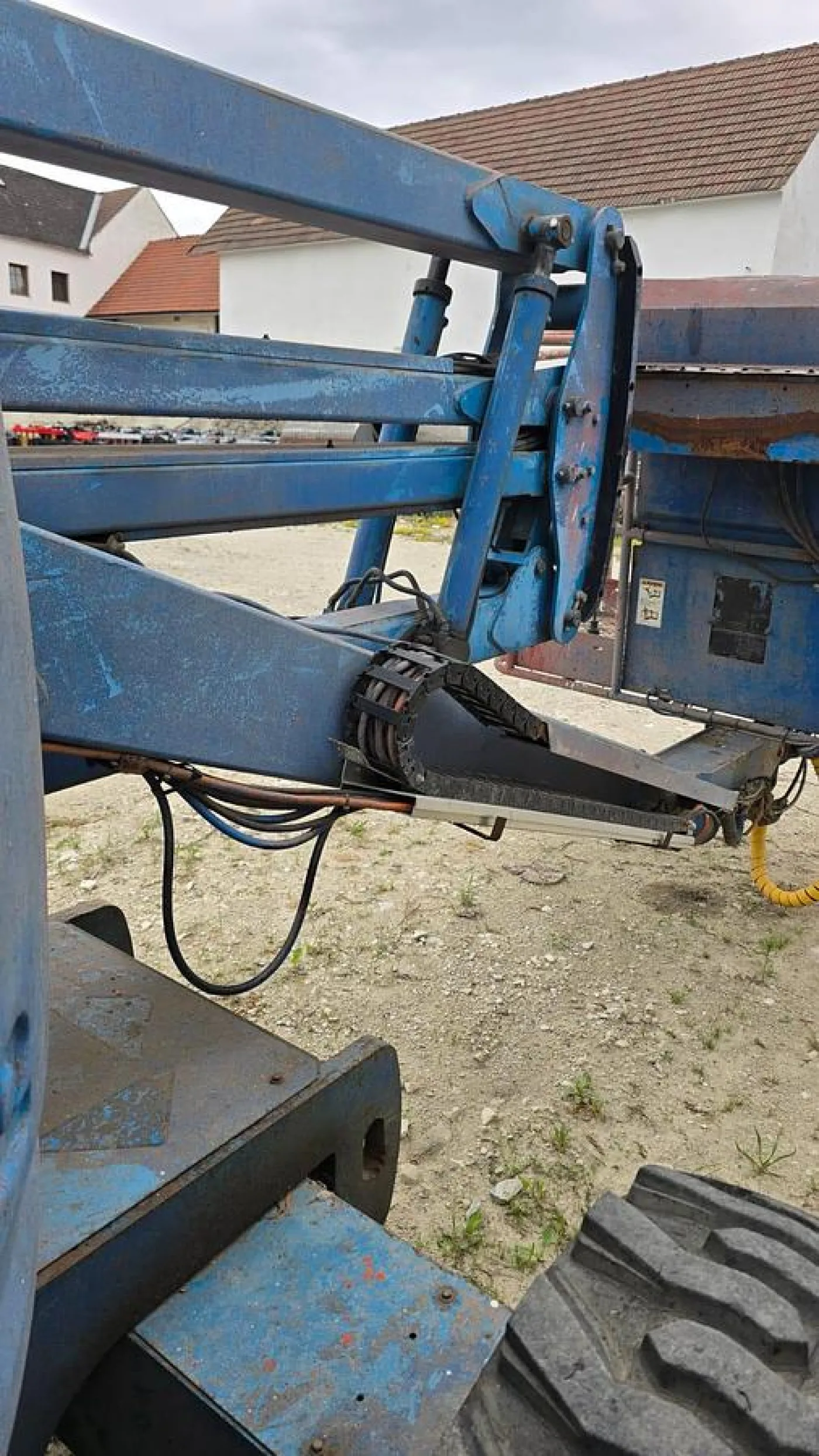 2001 Genie Z4525 Gelenkarbeitsbühne - 5