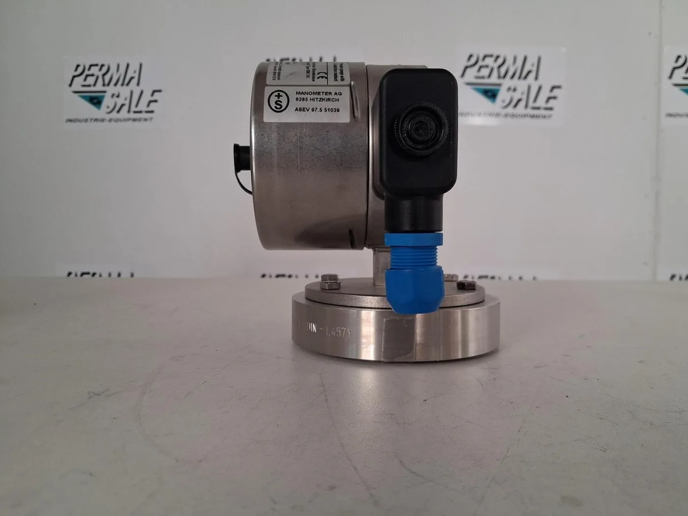 WIKA NG 100 Kontaktmanometer 0–4 bar DN 25 - 6