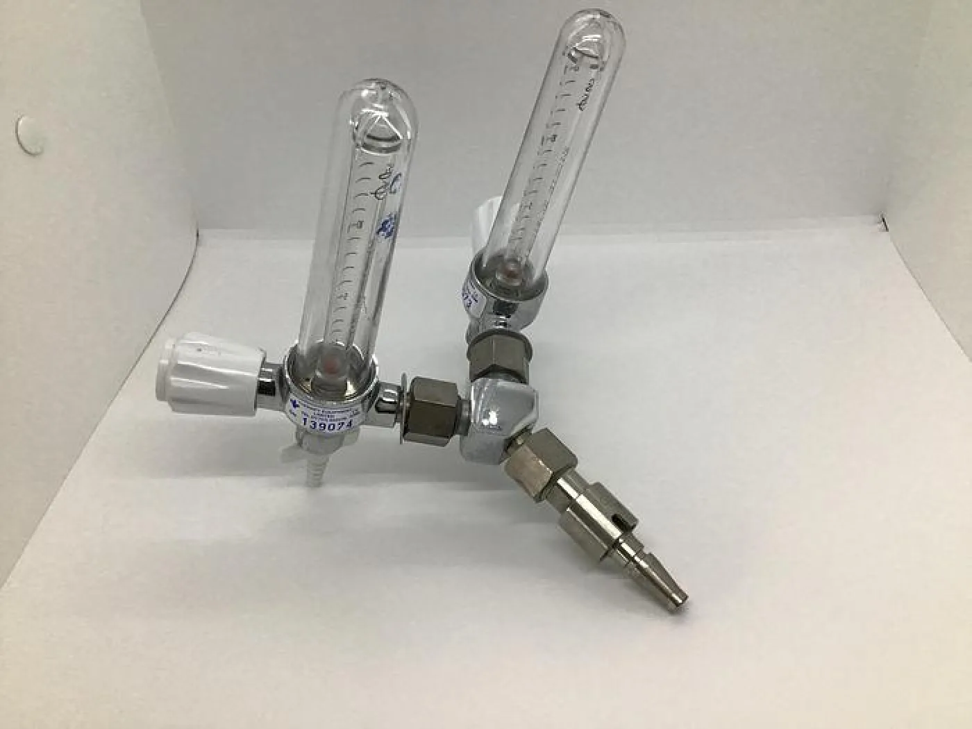 Therapy Equipment Flow Meter - 2