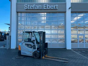 Still RX60-30L/600 / 2021 / Hubhöhe 4.6m / SS / Waage