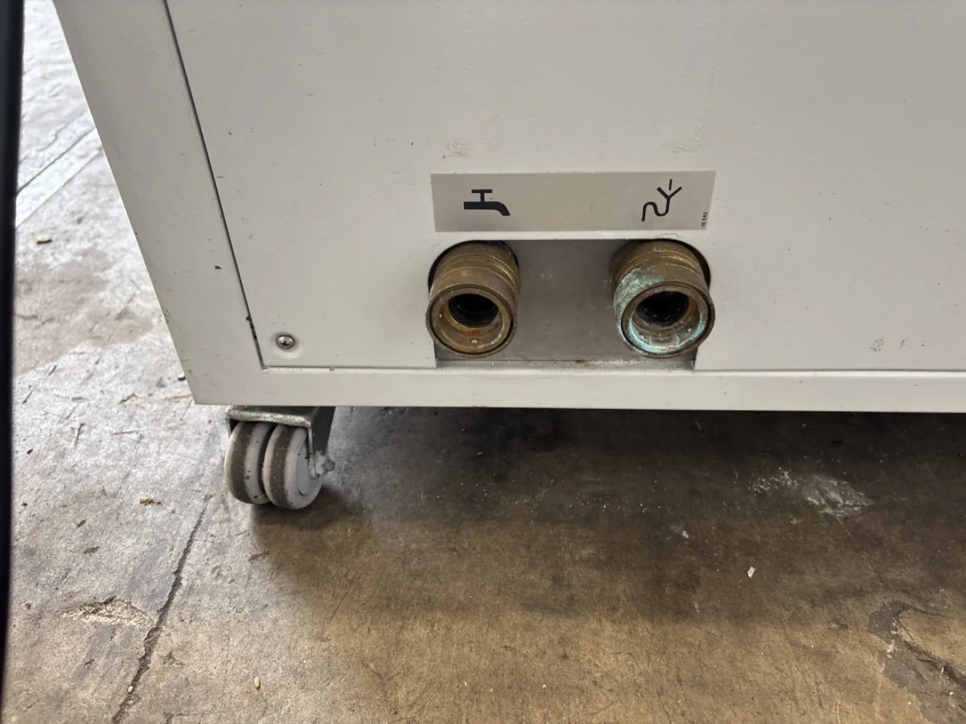 Lauda T 10000 W - Temperature control unit - 8