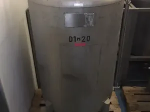 USED STAINLESS STEEL TANK 316 500 LITERS