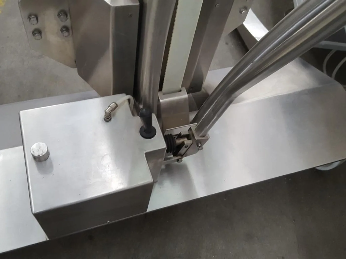 CARRELLO ELEVATORE PORTAFUSTI IDRAULICO – ISN – TECHNOLOGY - 4