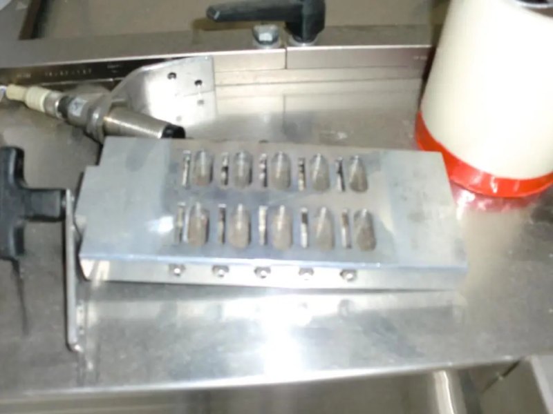 USED PRECISION GEARS LTD TR-100 BLUING MACHINE