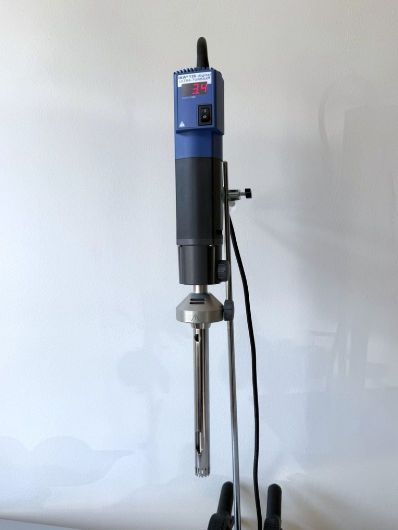IKA T25 Digital met S100NK Dispergeer Element