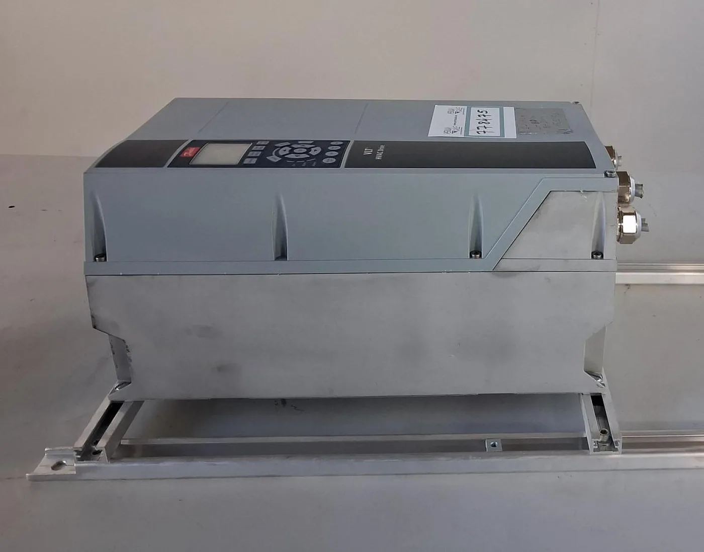 Danfoss VLT® HVAC Drive, Typ FC-102P45KT4E20H2 - 5
