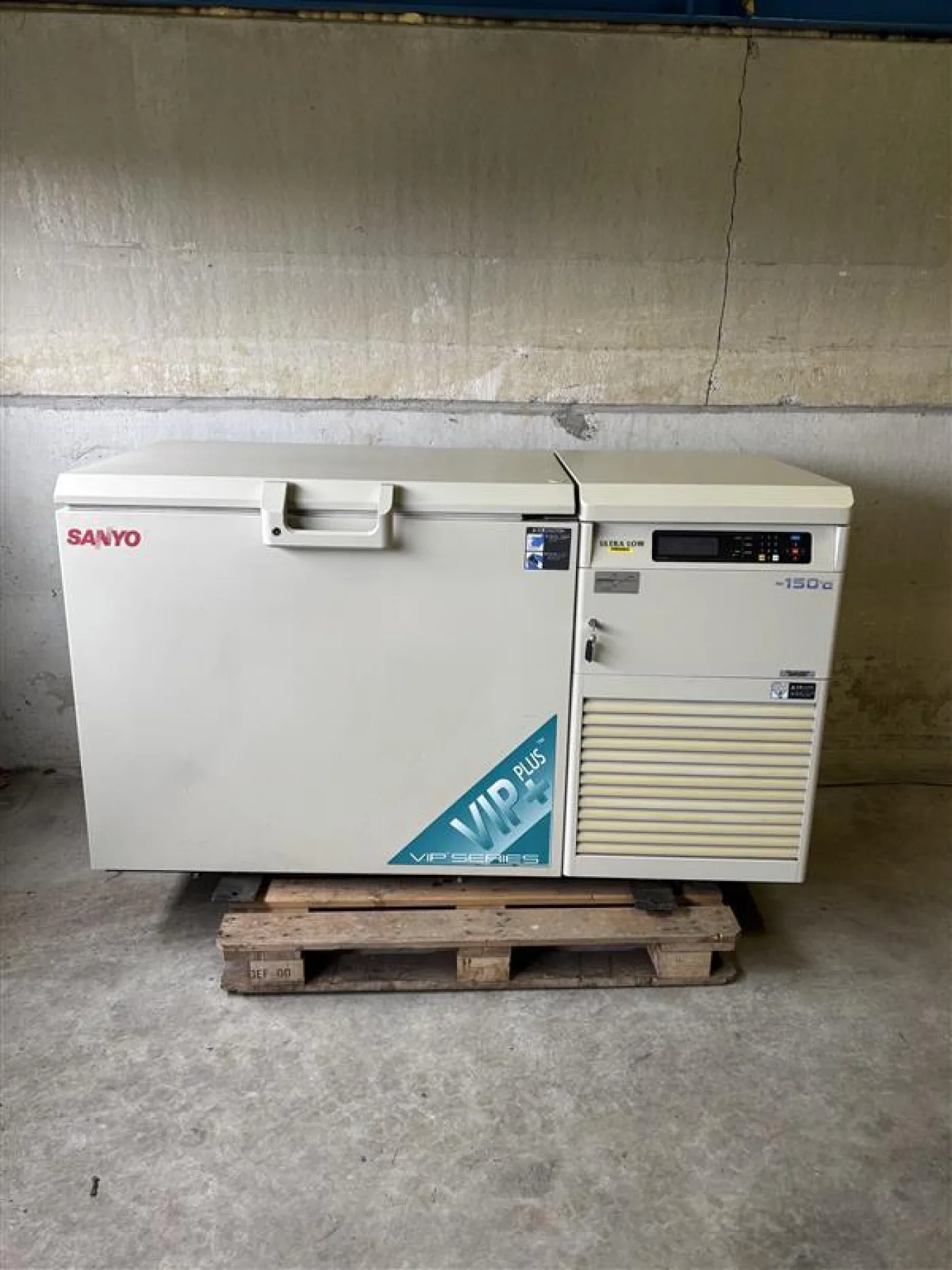 Sanyo MDF-C2156VAN VIP plus -150 Ultra Low Vriezer - 1