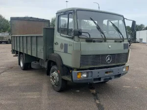Mercedes-Benz 1117