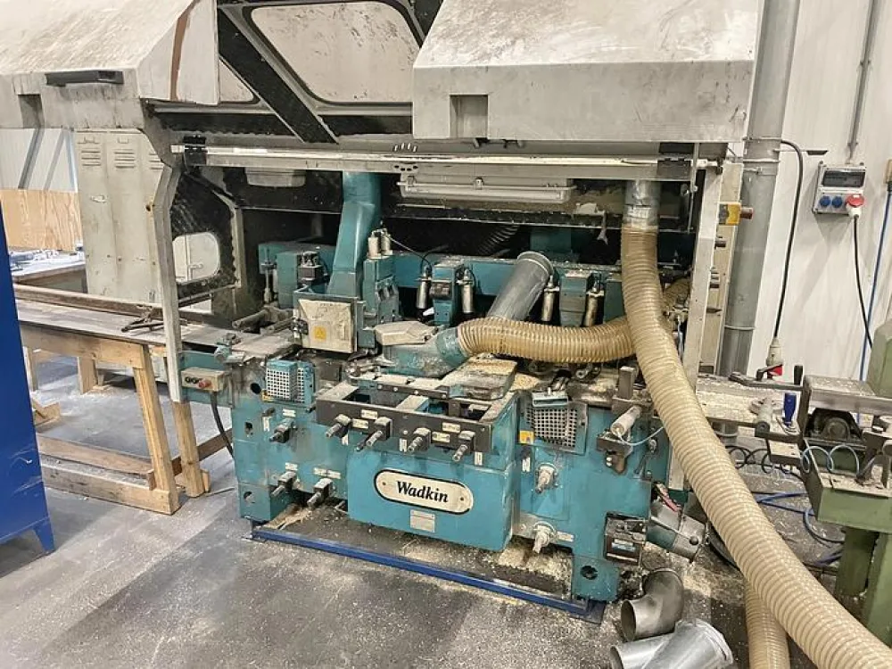 1997 WADKIN GA220/5