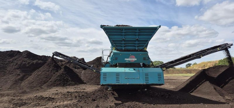 2022 Powerscreen by Terex Titan 2300 Scalping Screen