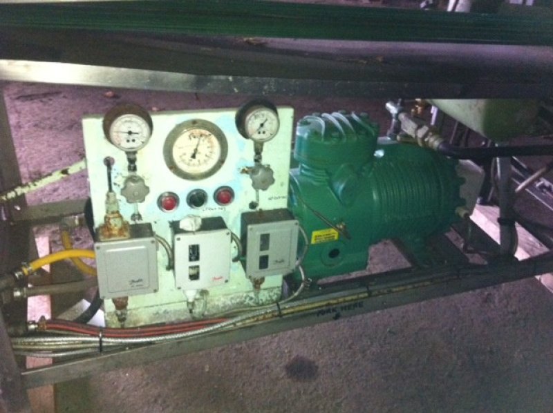 Trio FDS2N Skinning Machine