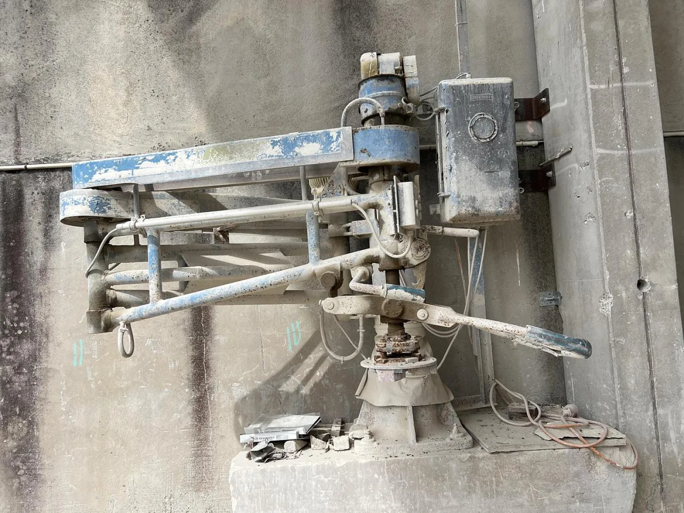 Säulenarm Schleifmaschine Säulenarm Schleifmaschine / Column arm polishing machine - 1