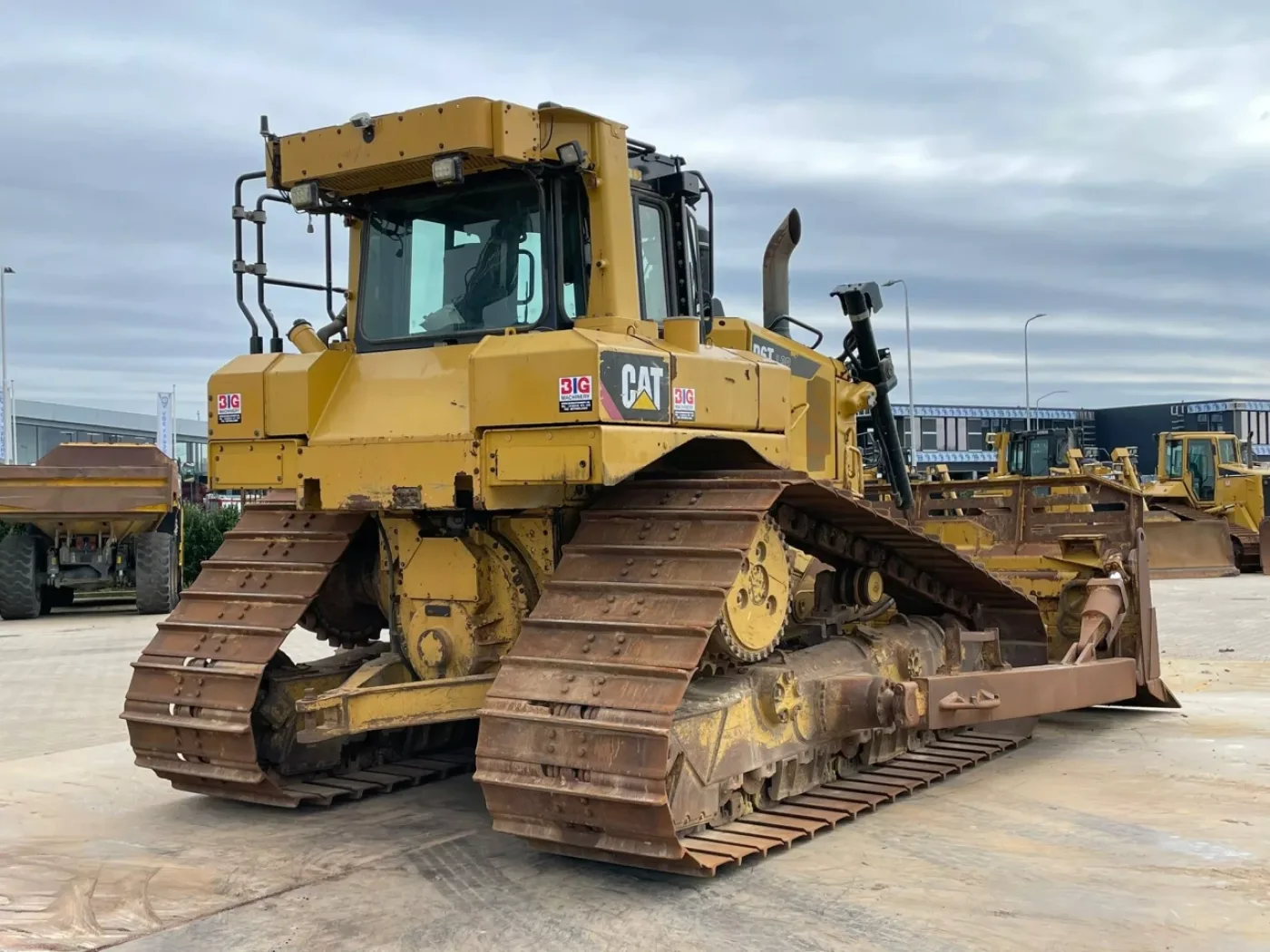 Caterpillar D6T LGP - 6