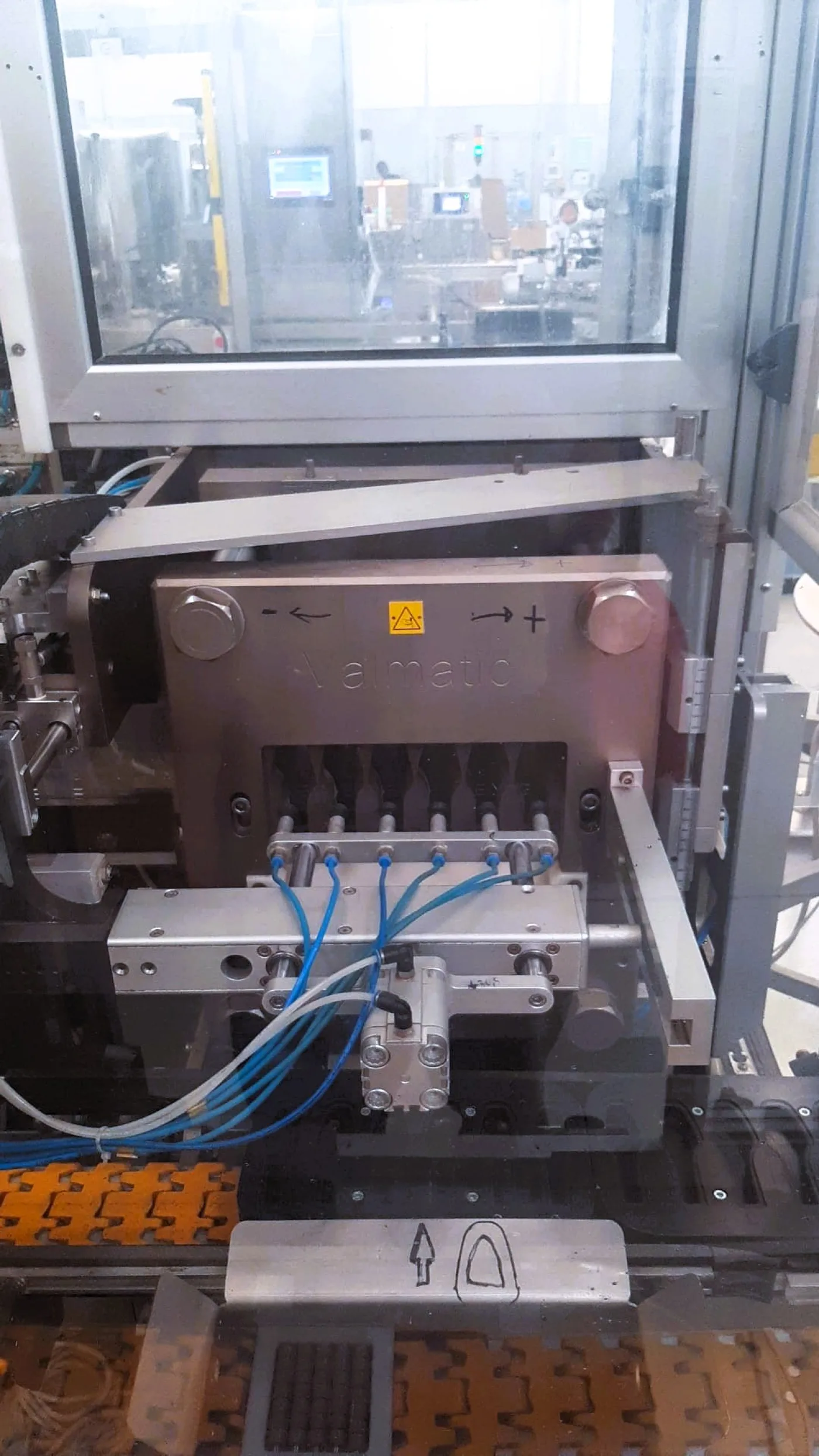 TERMOFORMATRICE E RIEMPITRICE – VALMATIC – MOD. VT240 - 3