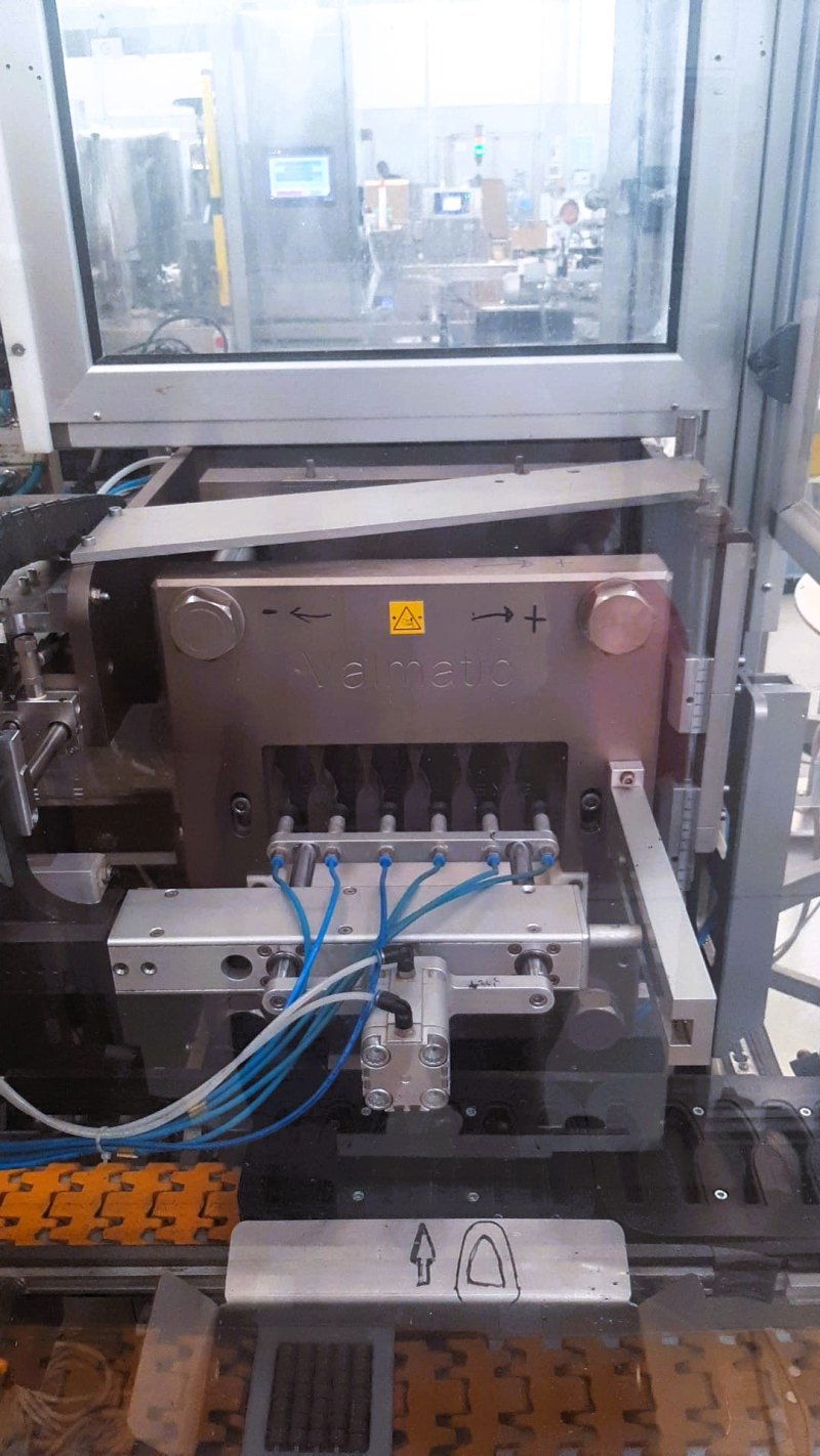 TERMOFORMATRICE E RIEMPITRICE – VALMATIC – MOD. VT240