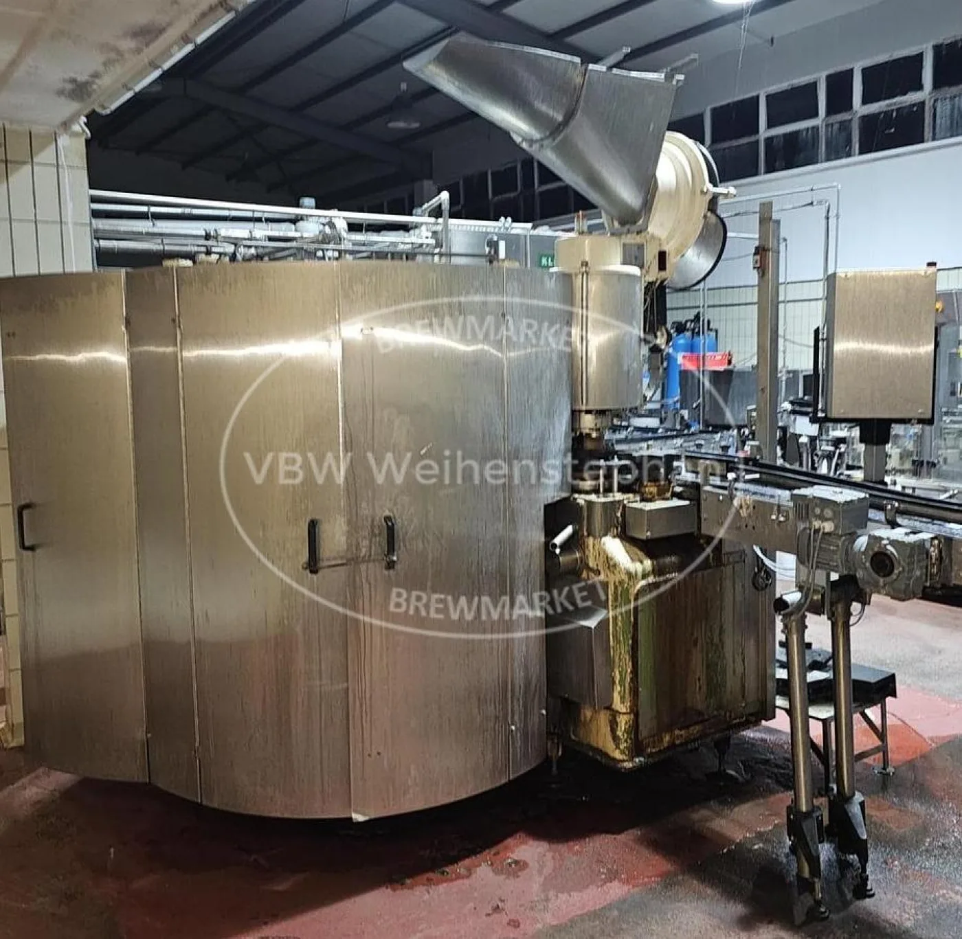 Glass bottle filler and capper - 4