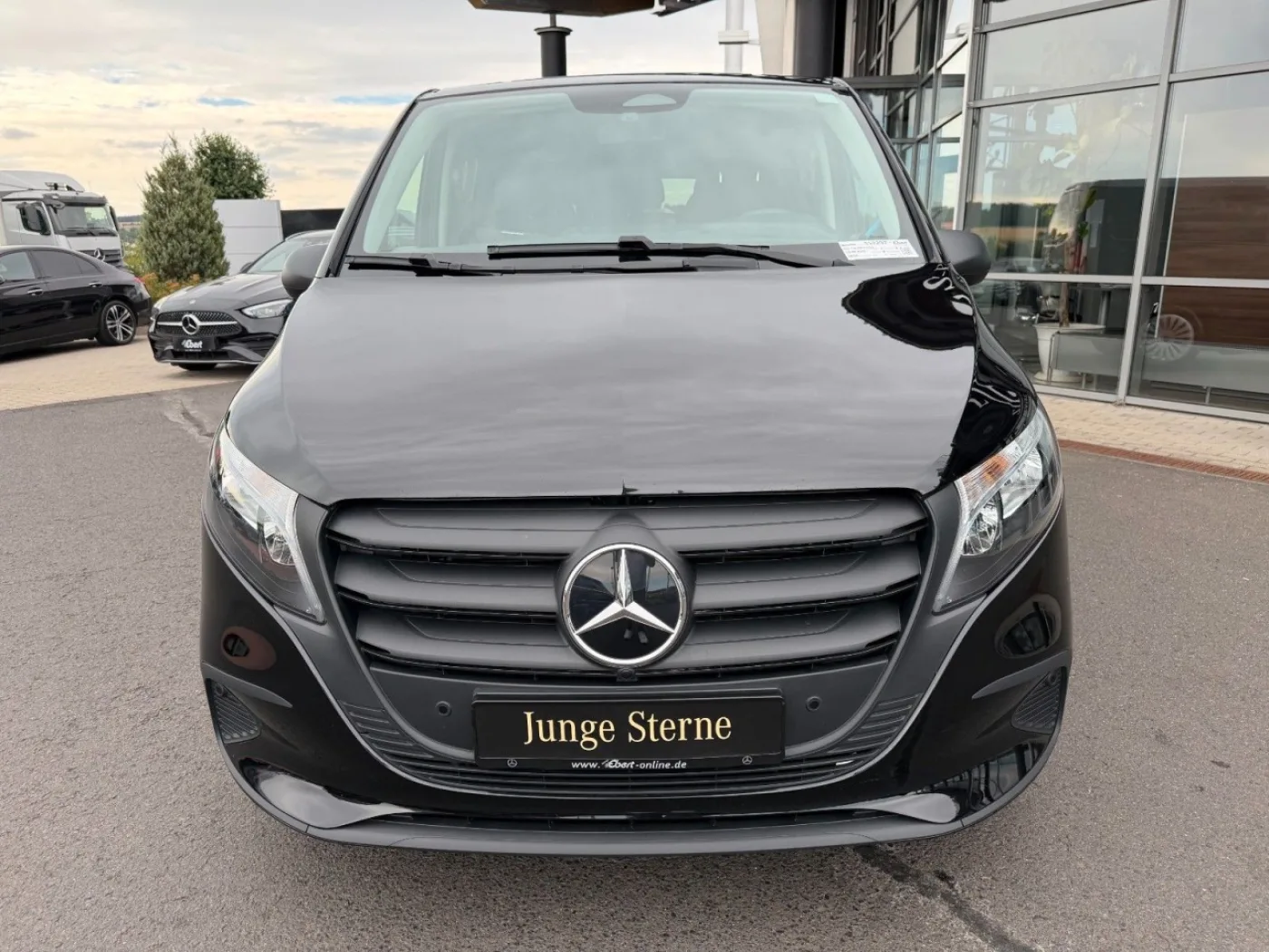 Mercedes Benz Vito 116 CDI 9G Tourer Extral AHK2,5to 2xKlima - 2
