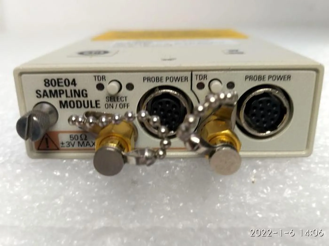 Tektronix 80E04 - 1