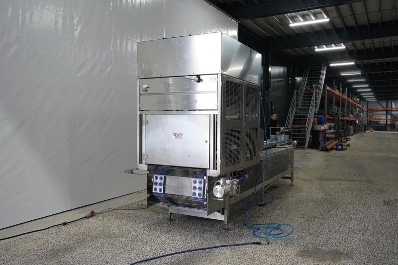 2021 PND Aardbeiensnijder type, De-clayx machine