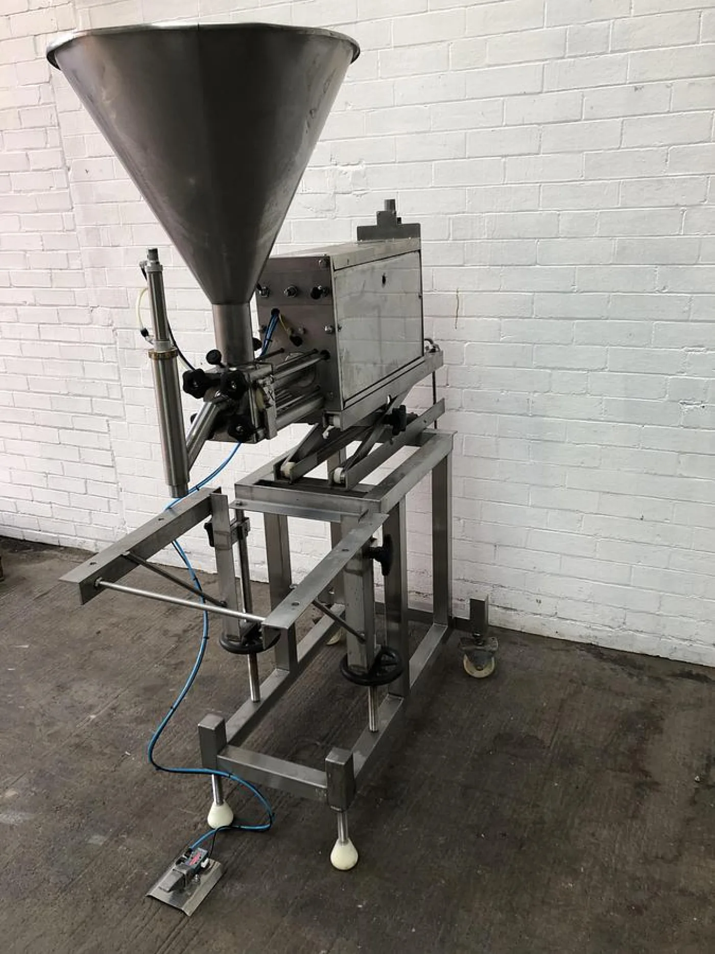Turbo tools MND single head depositor with GP outlet - 2