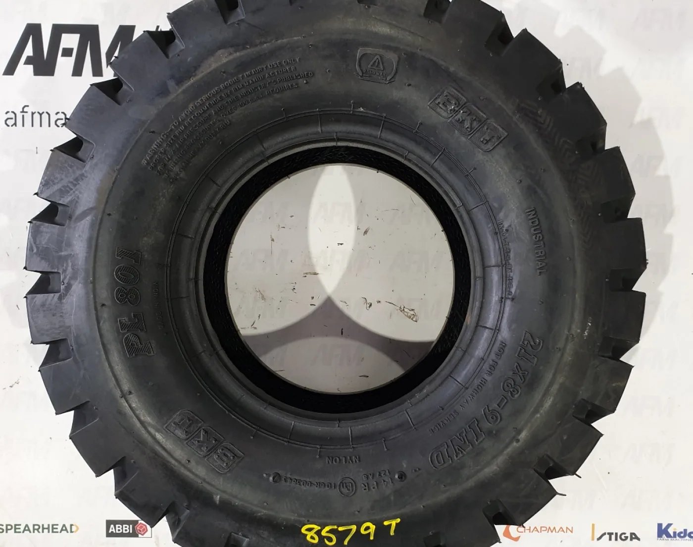 Spearhead Multicut Proline &amp; 620 Tyre - 8579T - 1