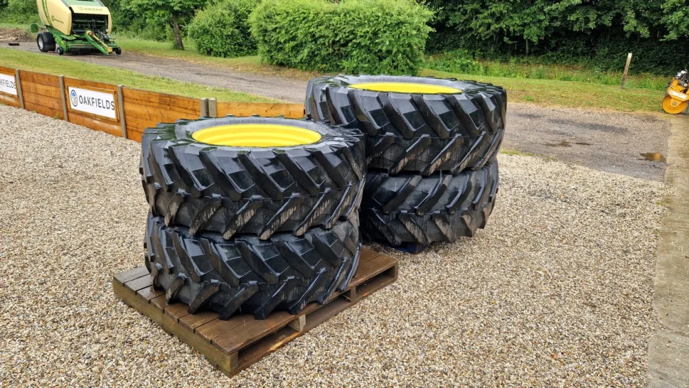 480/70R30 and 580/70R38 John Deere Wheel Set