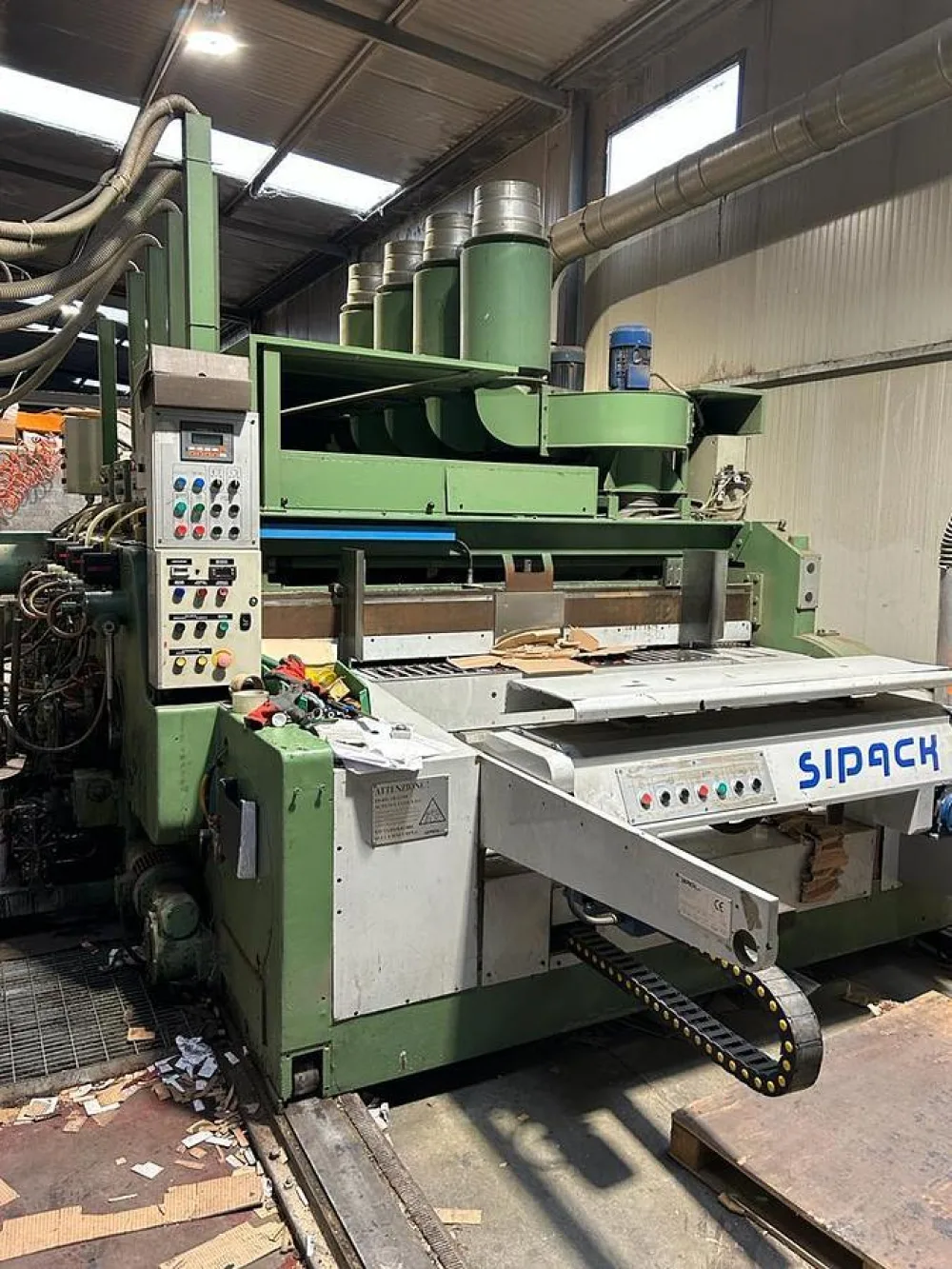 G&F 2300x1300