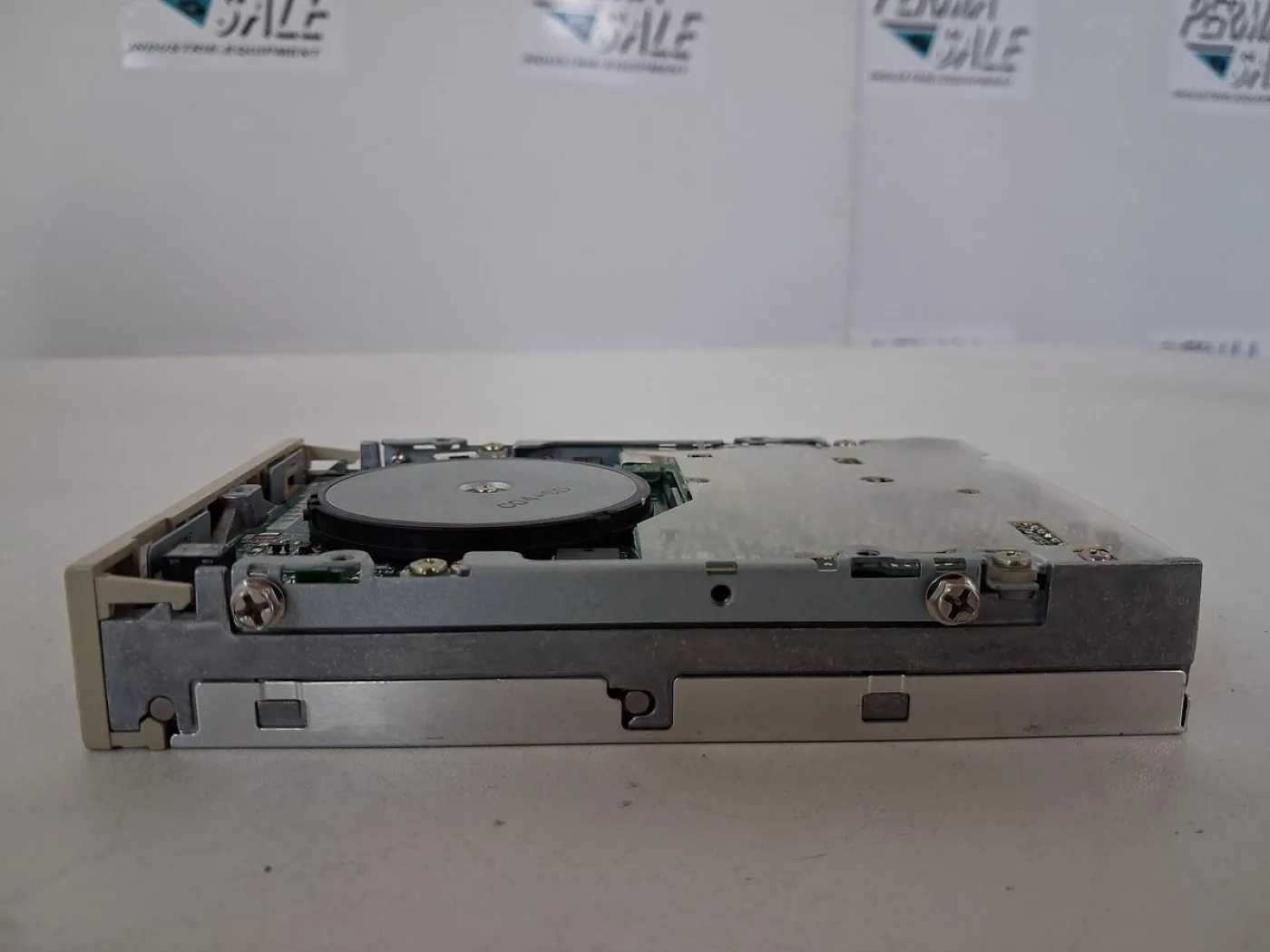 Fujitsu M2624FA2 3.5" SCSI Hard Disk Drive - 4