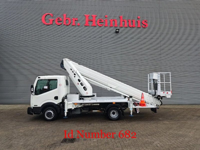 Nissan Cabstar 35.12 NT400 Ruthmann TB 270.2