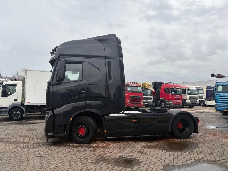 Iveco S-WAY 570 + RETARDER + EURO 6 + SHOWTRUCK
