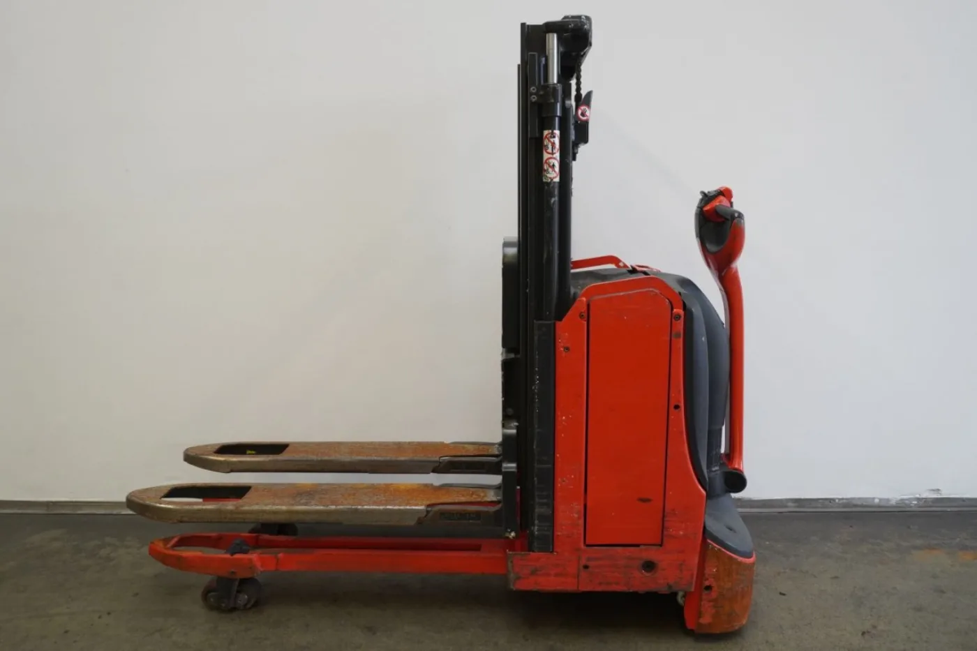 Hochhubwagen Linde D 08 1160 (2021) - 2