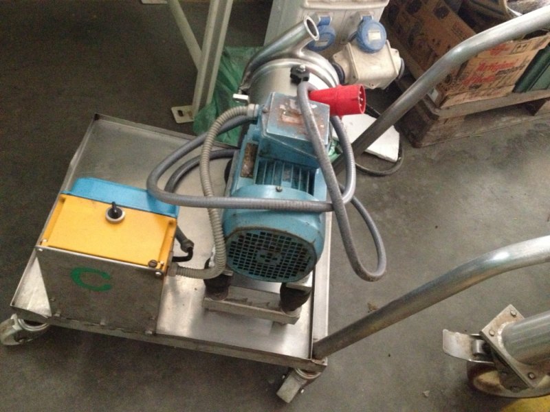 POMPA ELETTRICA PER LIQUIDI