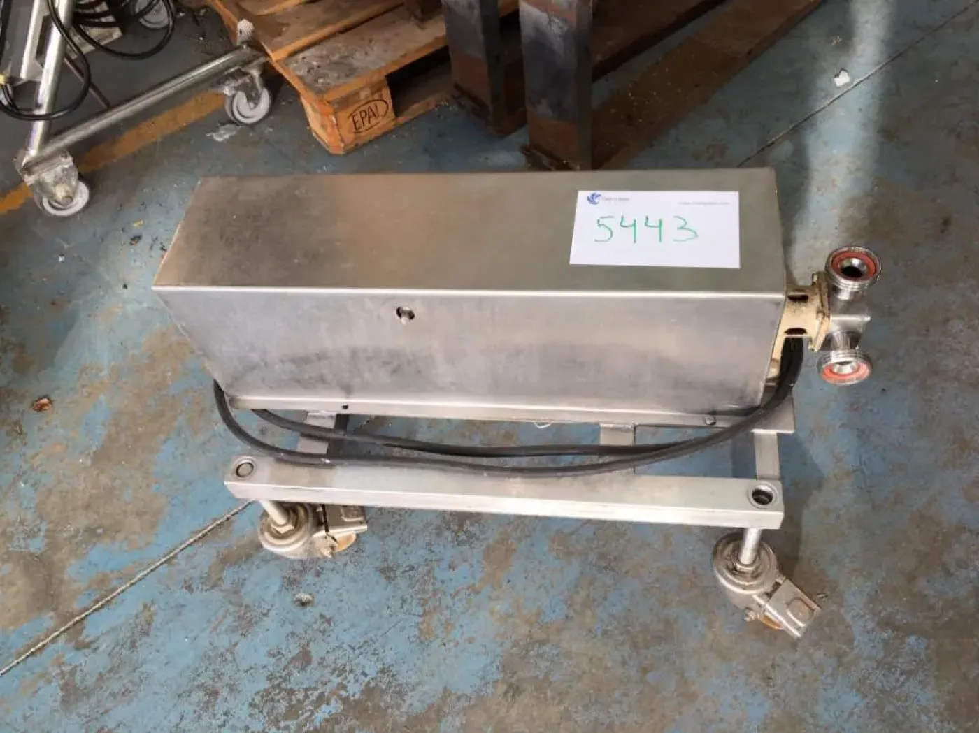 USED STAINLESS STEEL DISPENSER - 4