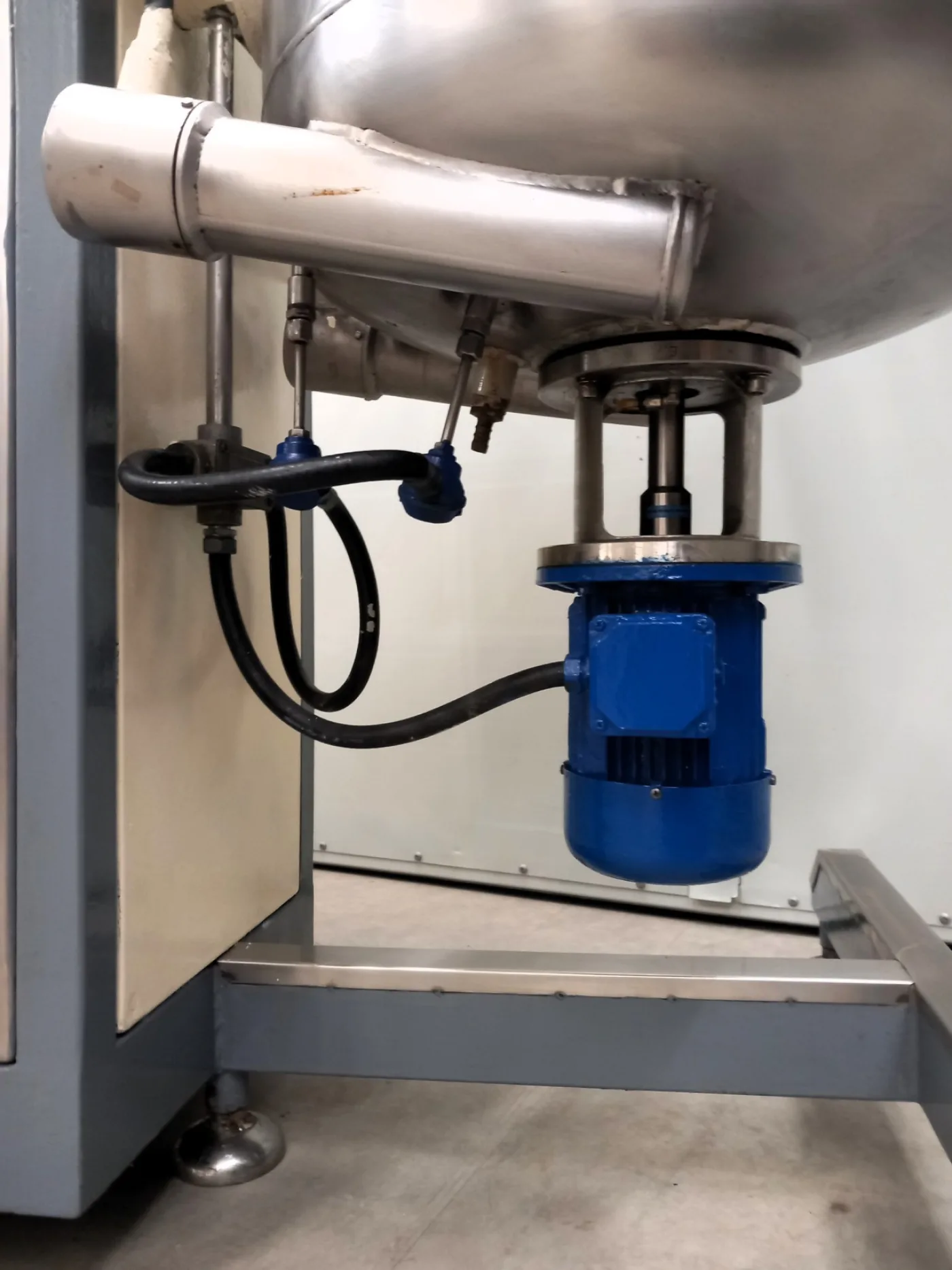 TURBOEMULSORE – BIIC – MOD. 200 LT - 2