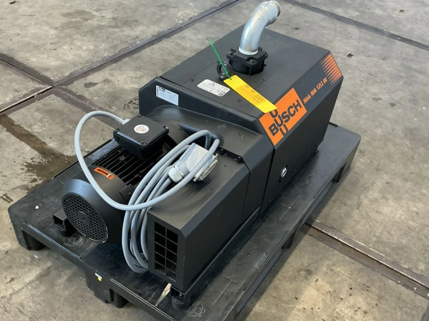 Busch MM 1252 AV - Vacuum pump - 4