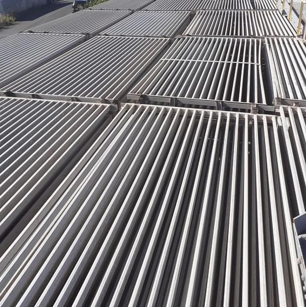 Estrados de ferro galvanizado