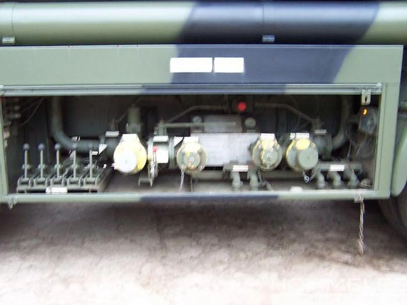 Foden 8x4 Tanker - 5