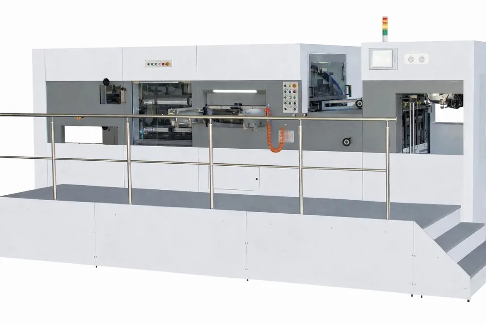 BBS 1060CF-Ⅱ Die Cutting and Full Stripping