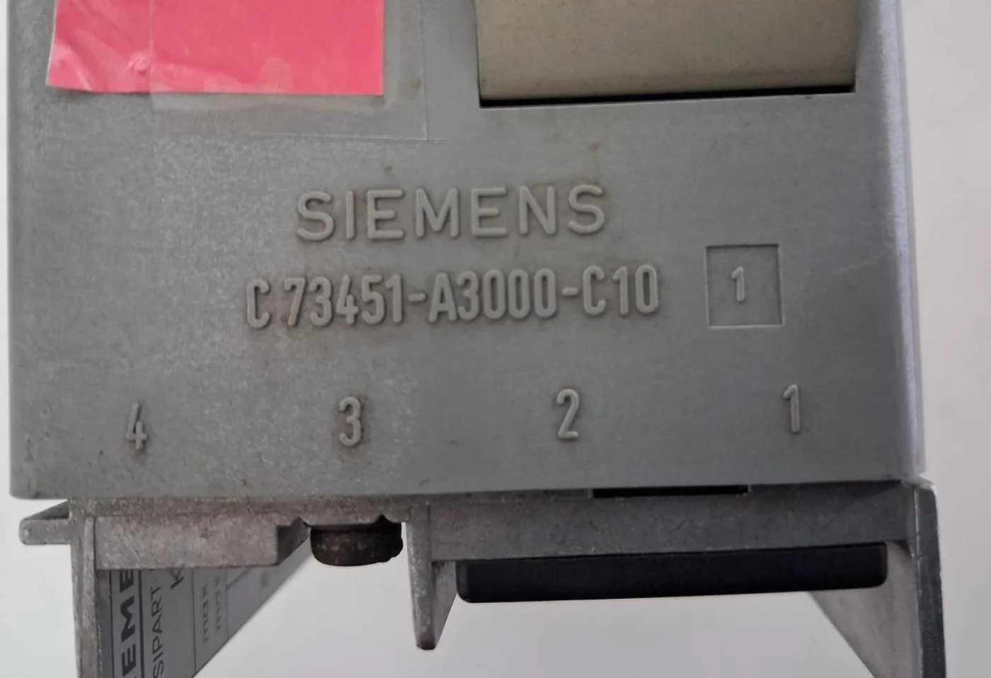 Siemens C73451-A3000-C10 Control Module - 6