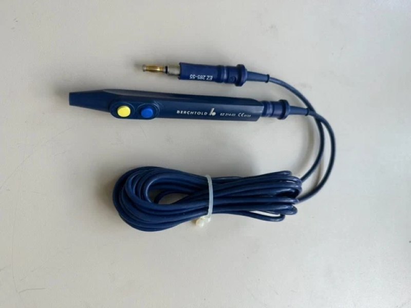 Berchtold HF-Chirurgiegerätekabel mit Handgriff