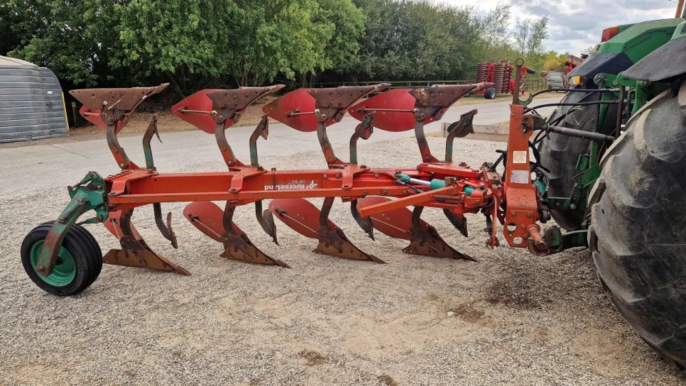 Kverneland LB85-160 4 Furrow Plough