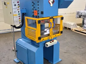 C-Ständer Exzenterpresse Sangiacomo T 40 CE