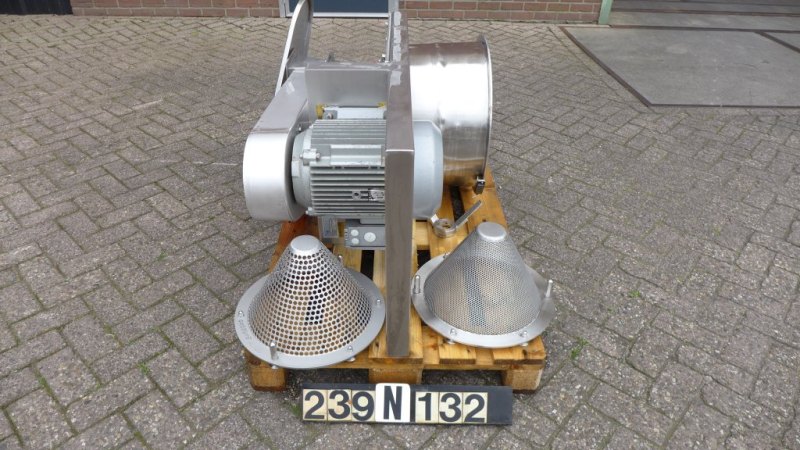 Kek Kemutec - Sieve granulator