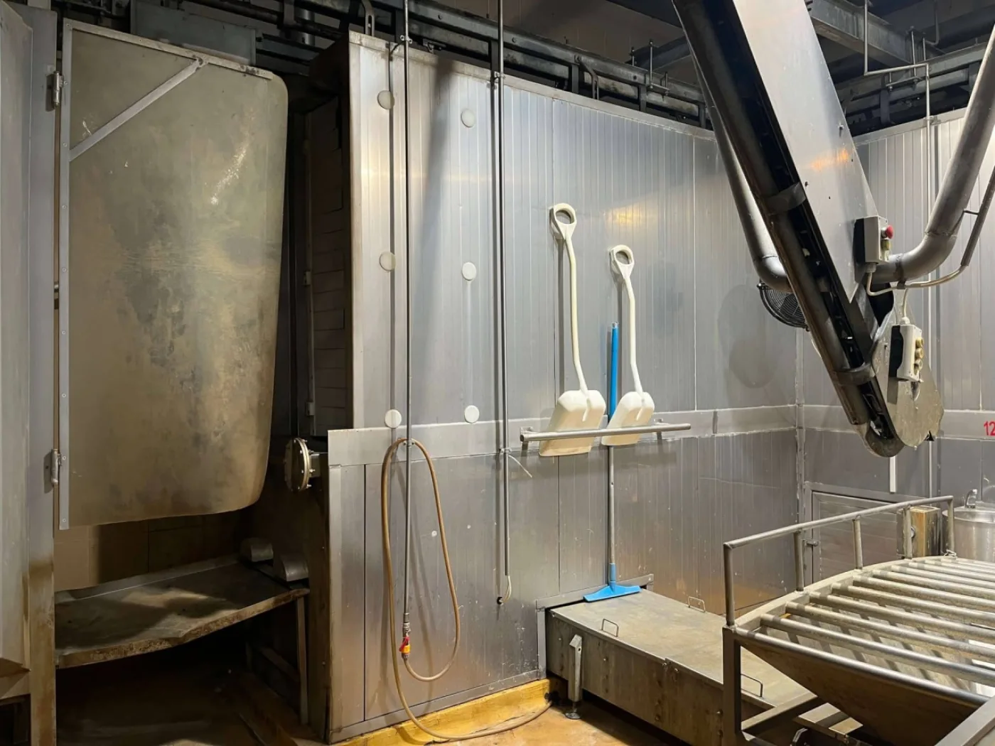 Pig slaughter line, GMN Techmet, 90 pph - 6