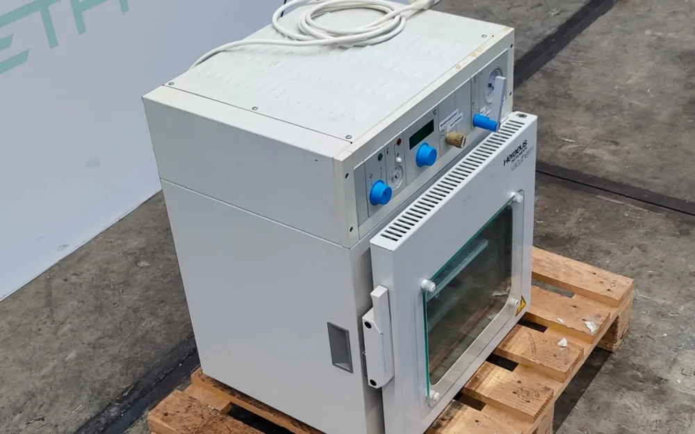 Thermo Scientific Heraeus VT 6025 - Trocknung oven