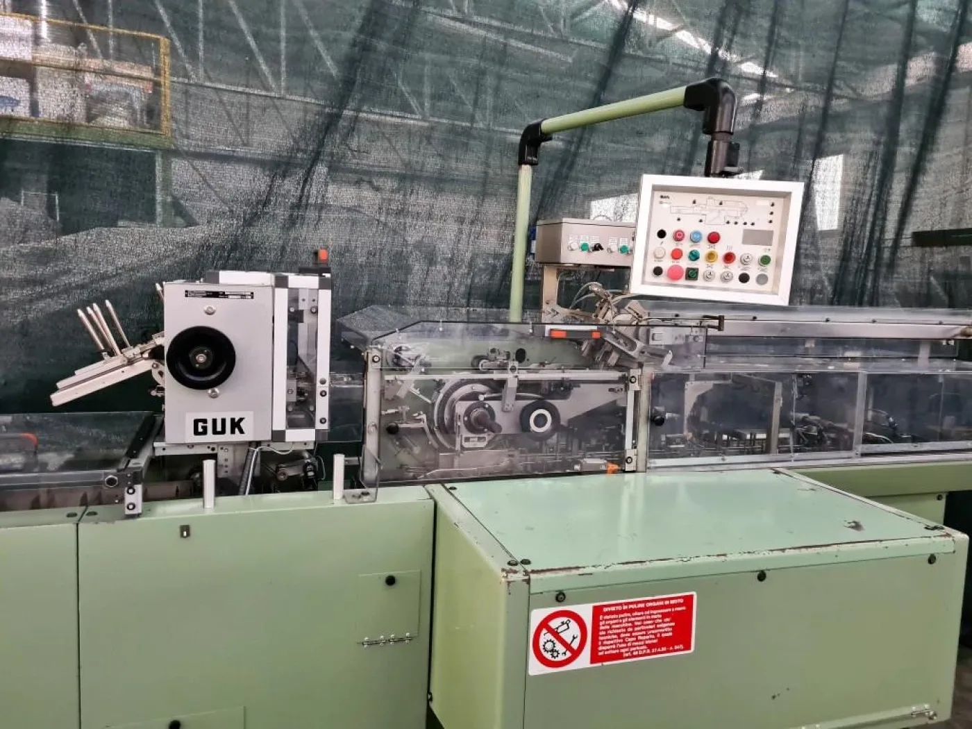 ASTUCCIATRICE ORIZZONTALE A MOVIMENTO CONTINUO – CAM – MOD. HF77 - 6